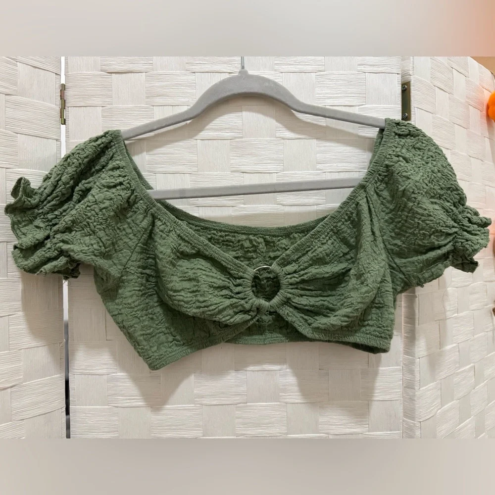 Green Two Piece Wrap Skirt Set High Slit Textured Crop Top Outfit Size S